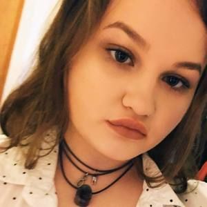 Meet your Posher, Briana